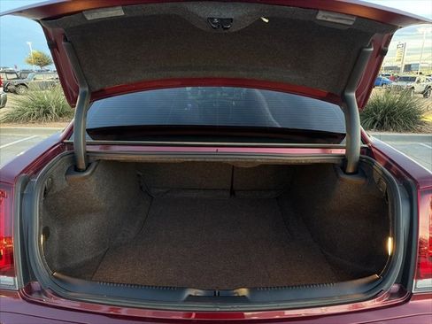 Used 2020 Chrysler 300 Touring w/ Sport Appearance Package image 22