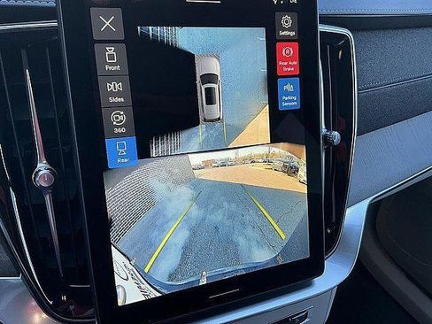 New 2026 Volvo XC90 T8 Ultra w/ Protection Package Premier AWD/4WD image 23
