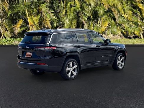 Used 2021 Jeep Grand Cherokee L Limited AWD/4WD image 4