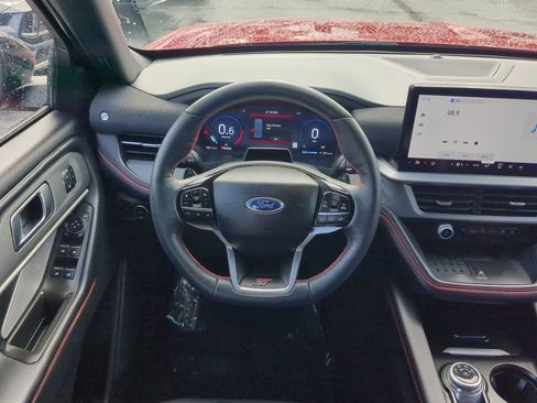 Certified 2025 Ford Explorer ST image 16