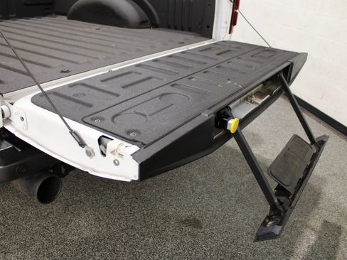 Used 2018 Ford F150 Raptor w/ Equipment Group 802A Luxury AWD/4WD image 14