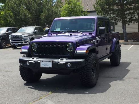 New 2026 Jeep Gladiator Sport AWD/4WD image 4