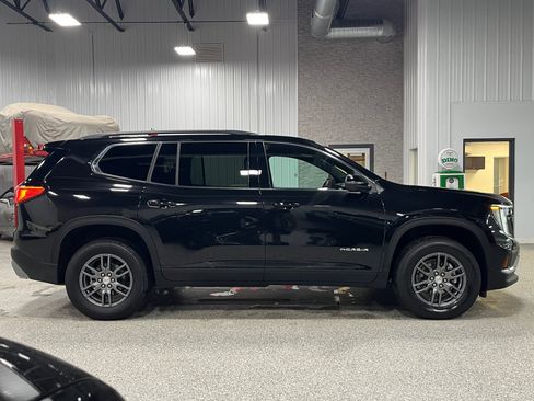 Certified 2025 GMC Acadia Elevation image 6