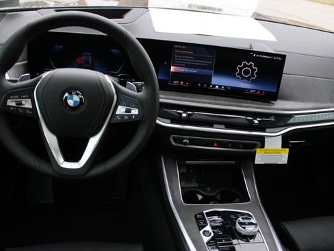 New 2026 BMW X5 xDrive40i w/ Executive Package image 10