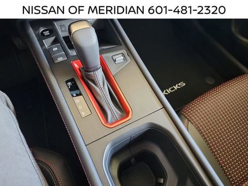 New 2026 Nissan Kicks SR AWD/4WD image 19