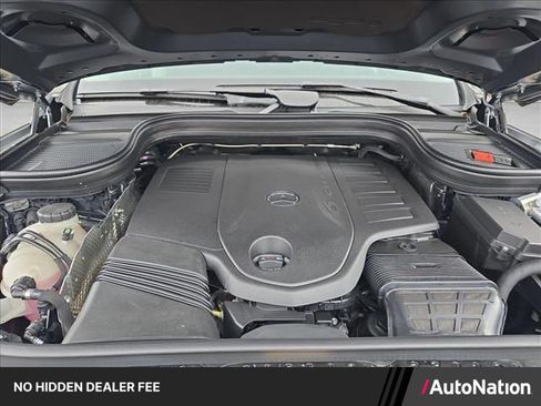 Certified 2026 Mercedes-Benz GLS 450 4MATIC image 1