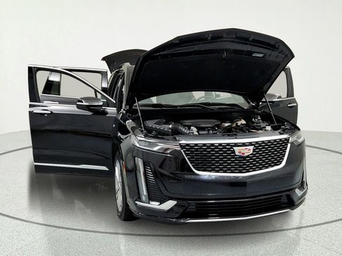 Certified 2023 Cadillac XT6 Premium Luxury w/ LPO, Floor Liner Package AWD/4WD image 15