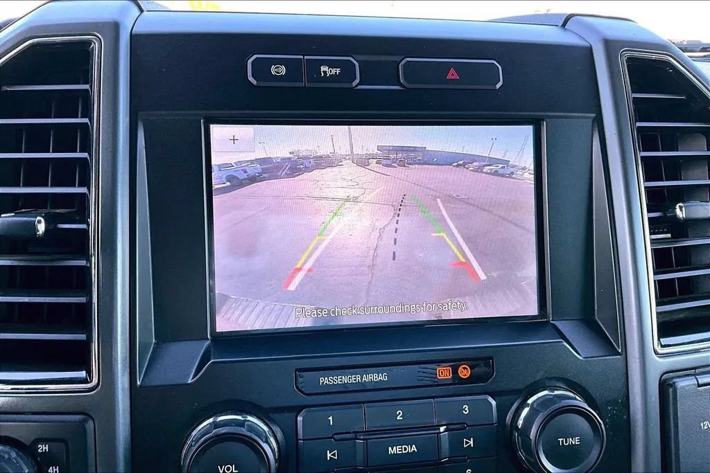 Used 2021 Ford F250 XLT AWD/4WD image 15