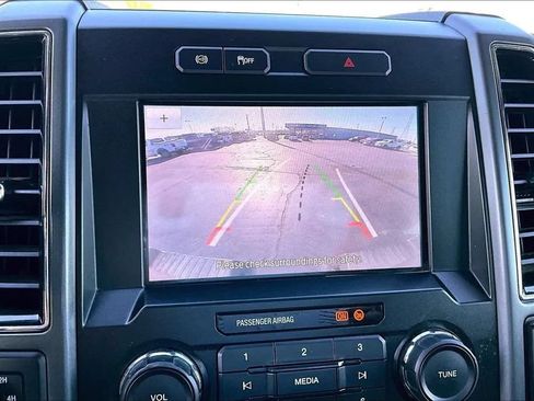 Used 2021 Ford F250 XLT AWD/4WD image 15