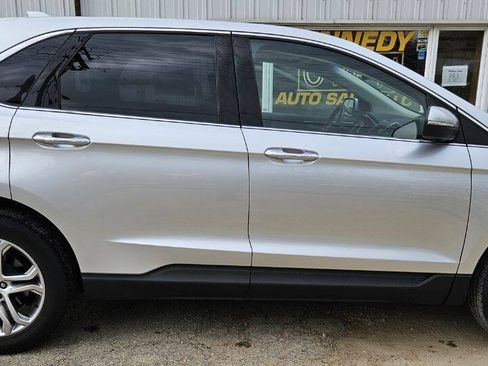 Used 2016 Ford Edge Titanium w/ Equipment Group 301A AWD/4WD image 2