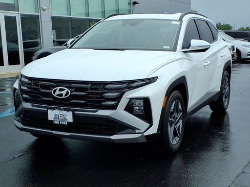 Used 2025 Hyundai Tucson SEL FWD image 2