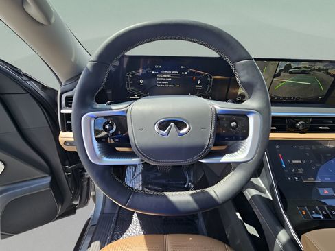 Used 2025 INFINITI QX80 Sensory AWD/4WD image 25