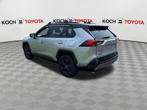 Used 2019 Toyota RAV4 XSE AWD/4WD image 6