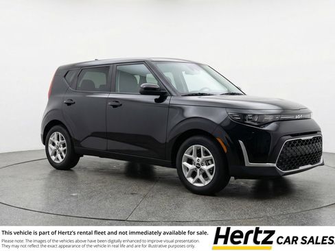 Used 2025 Kia Soul LX w/ LX Technology Package FWD image 1