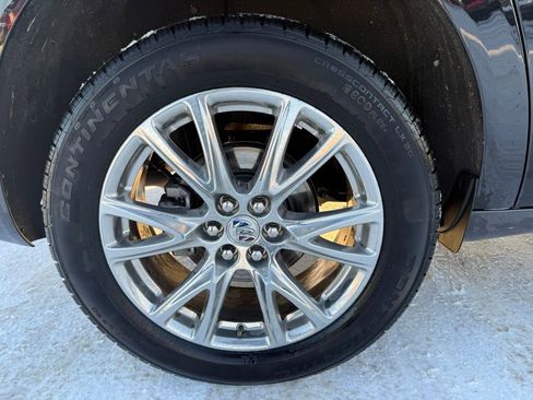 Used 2024 Buick Enclave Essence w/ Experience Buick Package image 16