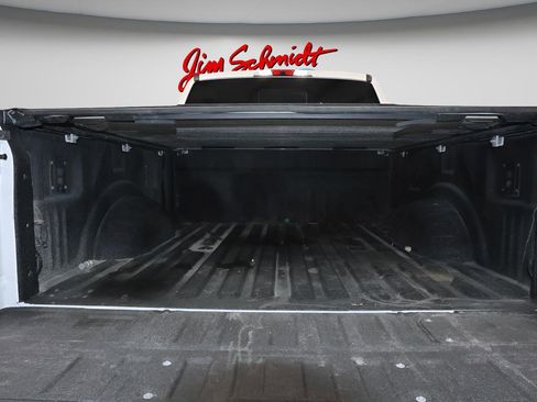 Used 2025 Ford F250 Platinum w/ FX4 Off-Road Package AWD/4WD image 29