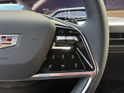 New 2026 Cadillac Escalade Luxury AWD/4WD image 21