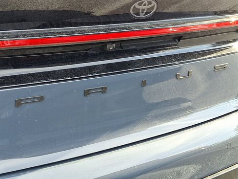 New 2026 Toyota Prius XLE image 5