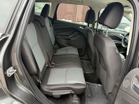 Used 2017 Ford Escape SE w/ Equipment Group 201A image 28