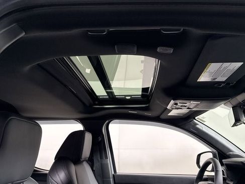 New 2024 Toyota Tacoma TRD Off-Road image 22