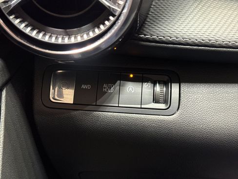 Used 2025 Chevrolet Equinox LT w/ Convenience Package II image 34