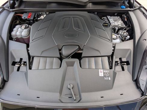 New 2026 Porsche Cayenne S image 28