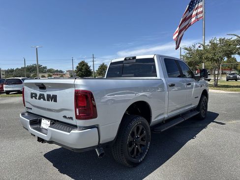 New 2026 RAM 2500 Big Horn AWD/4WD image 3