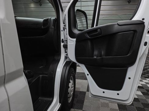 Used 2023 RAM ProMaster 2500 FWD image 27