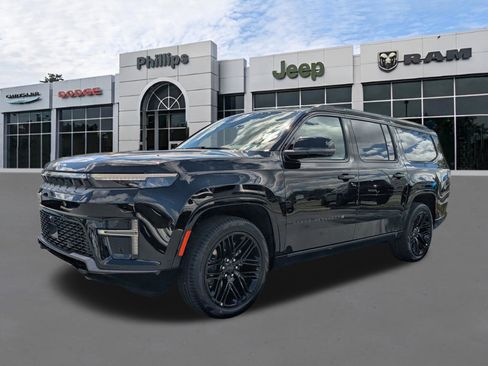 New 2026 Jeep Grand Wagoneer L Limited AWD/4WD image 7