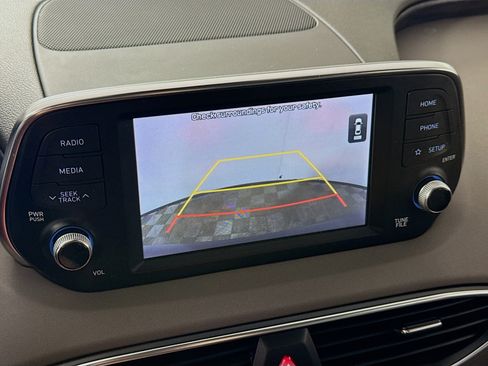 Used 2019 Hyundai Santa Fe SEL AWD/4WD image 3