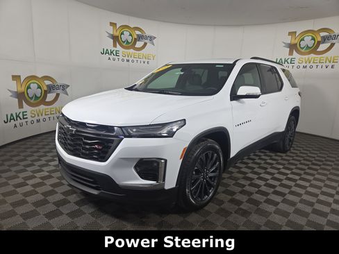 Certified 2023 Chevrolet Traverse RS image 3