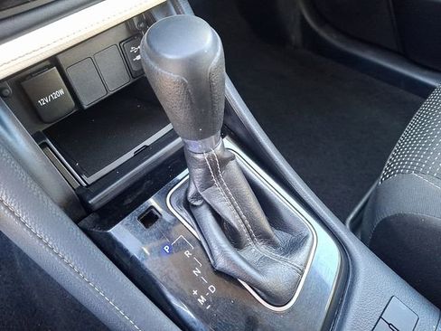 Used 2018 Toyota Corolla iM image 15