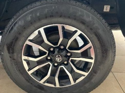 Used 2021 Toyota Tacoma TRD Sport RWD image 27