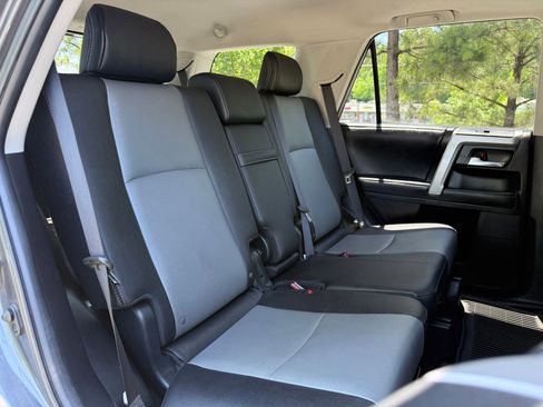 Used 2019 Toyota 4Runner SR5 Premium AWD/4WD image 42