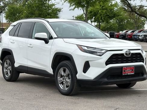 Certified 2025 Toyota RAV4 XLE image 3