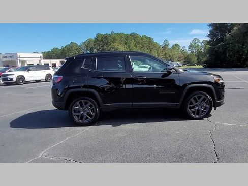 New 2026 Jeep Compass Limited AWD/4WD image 38