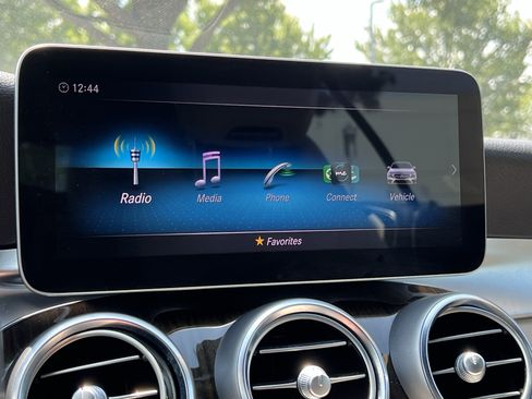 Used 2020 Mercedes-Benz C 300 Cabriolet image 24