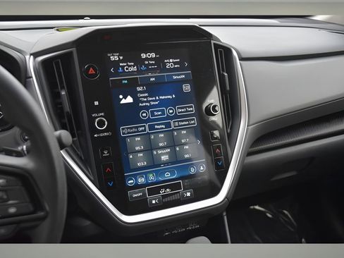 Used 2025 Subaru Crosstrek 2.0i Premium image 19