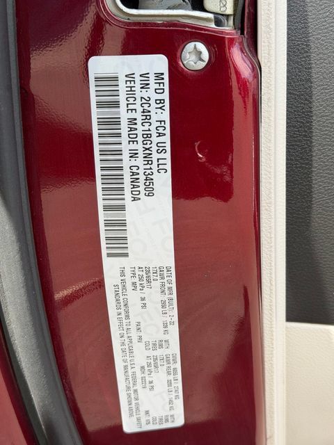 Used 2022 Chrysler Pacifica Touring-L FWD image 30