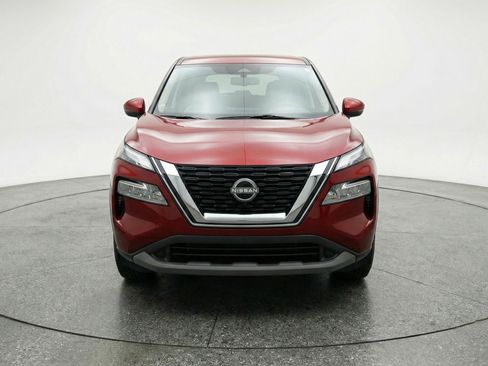 Used 2025 Nissan Rogue SV AWD/4WD image 2