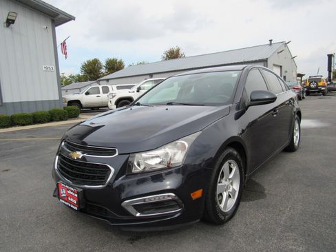Used 2015 Chevrolet Cruze LT image 1