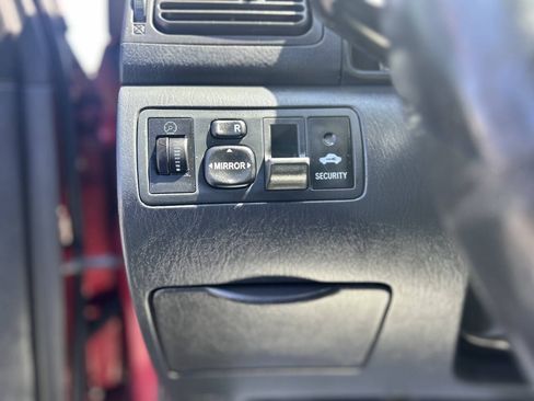 Used 2007 Toyota Corolla S FWD image 11