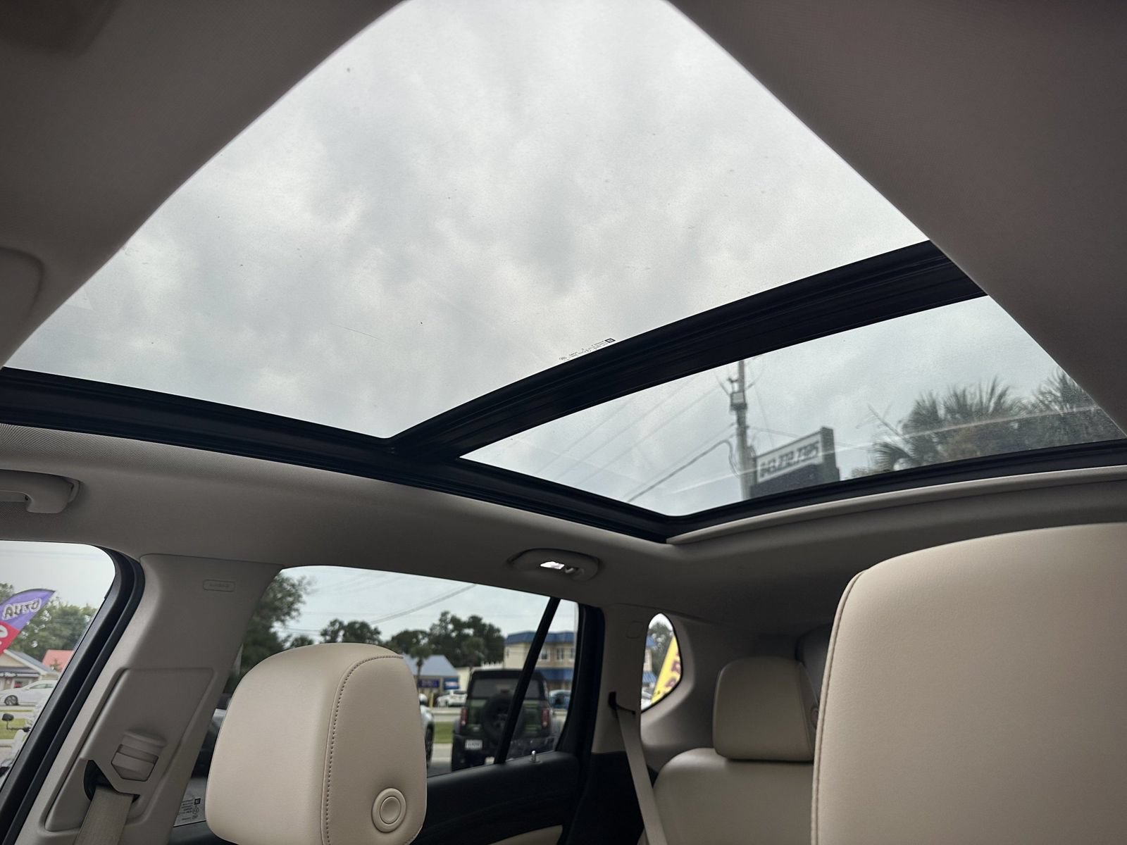 Used 2020 Buick Envision Premium AWD/4WD image 18