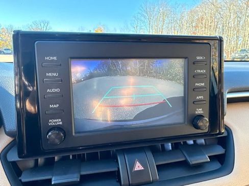 Used 2019 Toyota RAV4 XLE w/ Convenience Package image 35