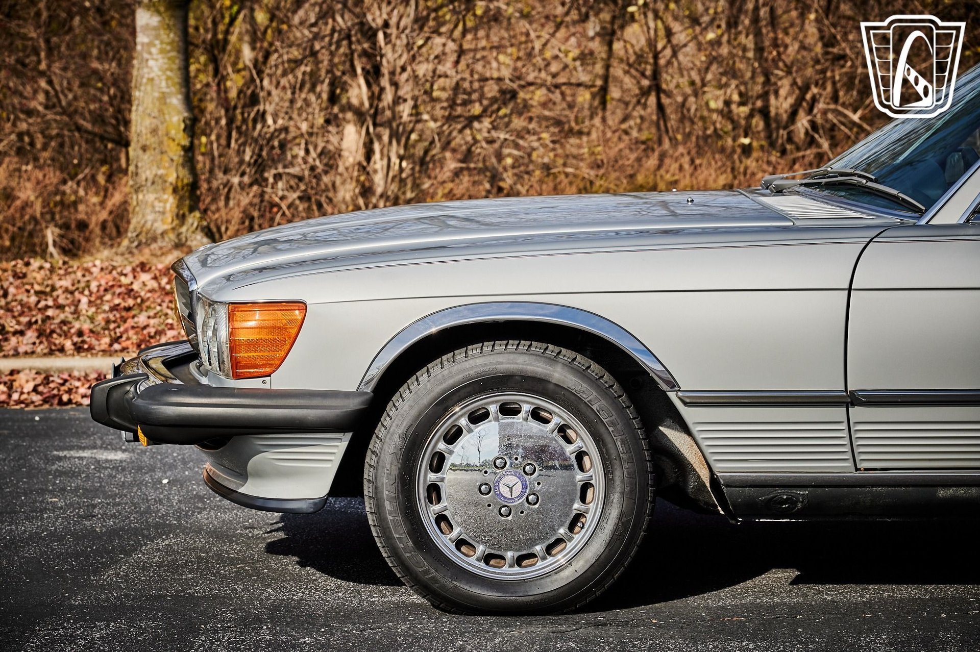 Used 1988 Mercedes-Benz 560 SL image 26