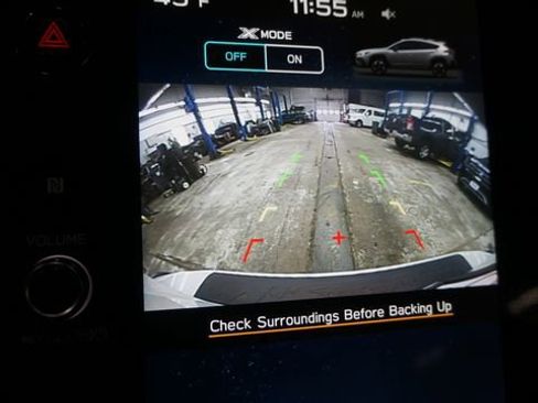 Used 2024 Subaru Crosstrek 2.0i Premium image 17