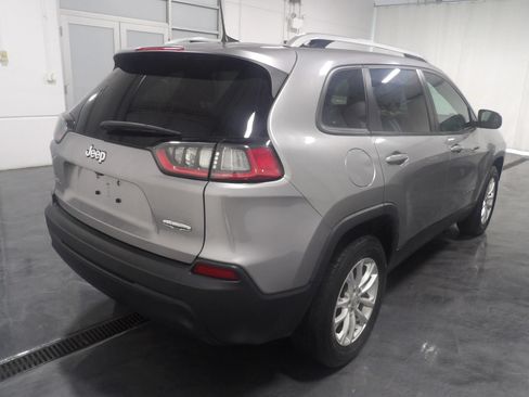 Used 2020 Jeep Cherokee Latitude w/ Cold Weather Group AWD/4WD image 4
