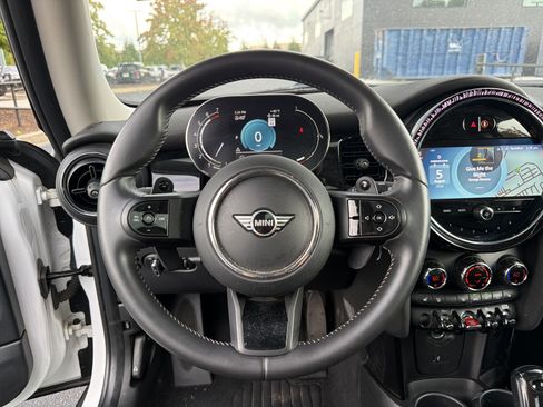 Used 2024 MINI Cooper S FWD image 16