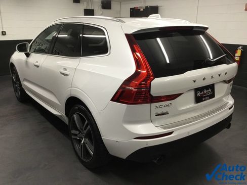 Used 2018 Volvo XC60 T5 Momentum w/ Vision Package AWD/4WD image 7