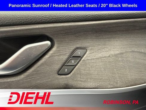 Used 2023 Jeep Grand Cherokee Limited w/ Black Appearance Package AWD/4WD image 24